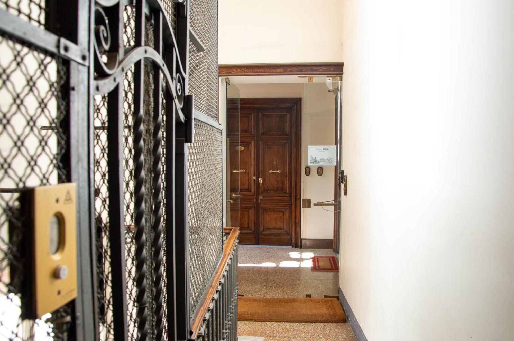 Home At Rome Luxury Navona Suites エクステリア 写真