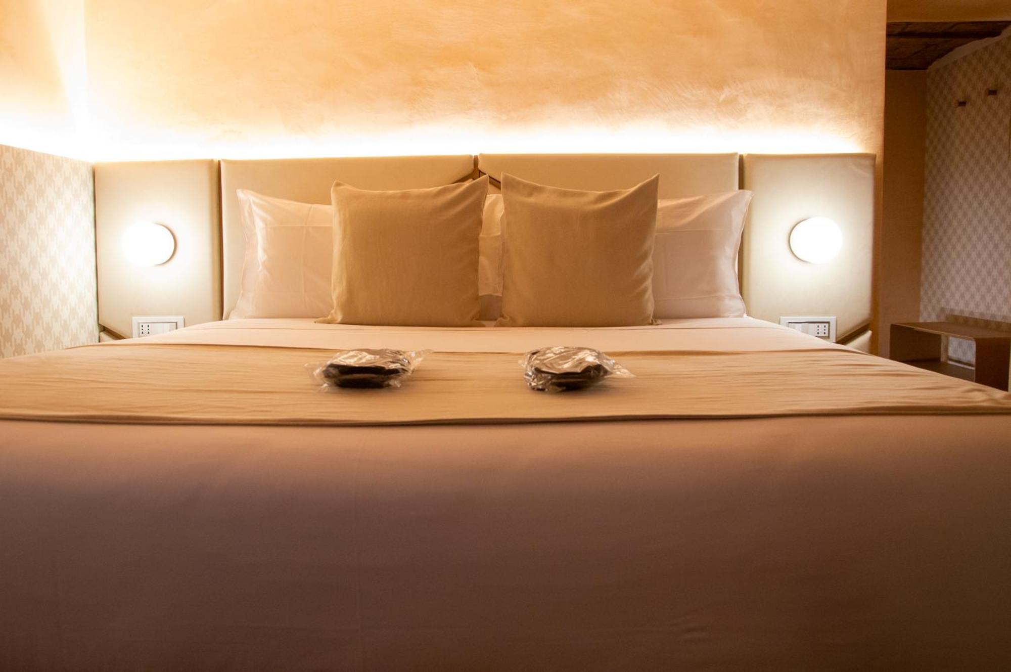 Home At Rome Luxury Navona Suites エクステリア 写真